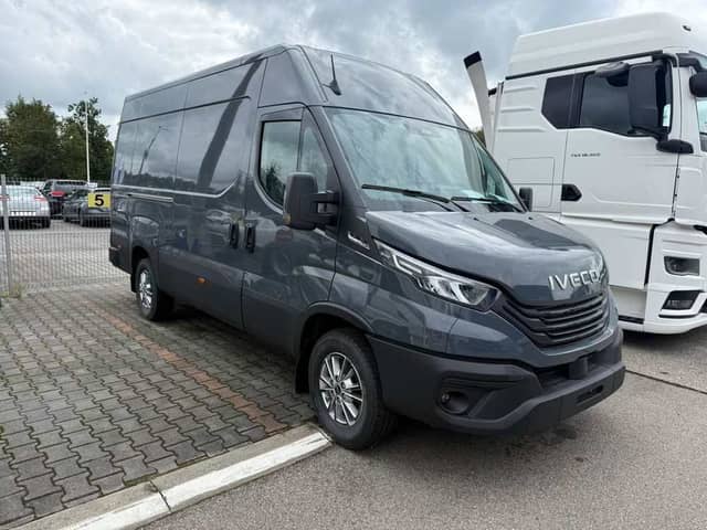 Iveco Daily L2H2 · 3.0 210KM · automat