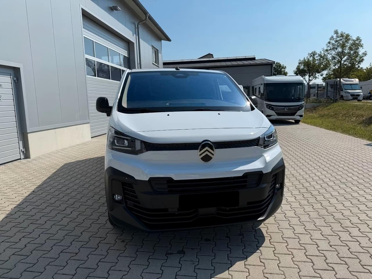 Citroen Jumpy L2H1 · 2.2 180KM · automat