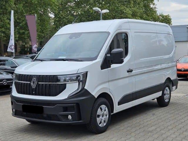 Renault Master L2H2 · 2.0 130KM